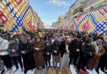 Muslims Worldwide Celebrate Eid al-Fitr Amid Ongoing Conflicts